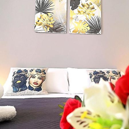 Casa Ibla Apartment Syracuse ภายนอก รูปภาพ