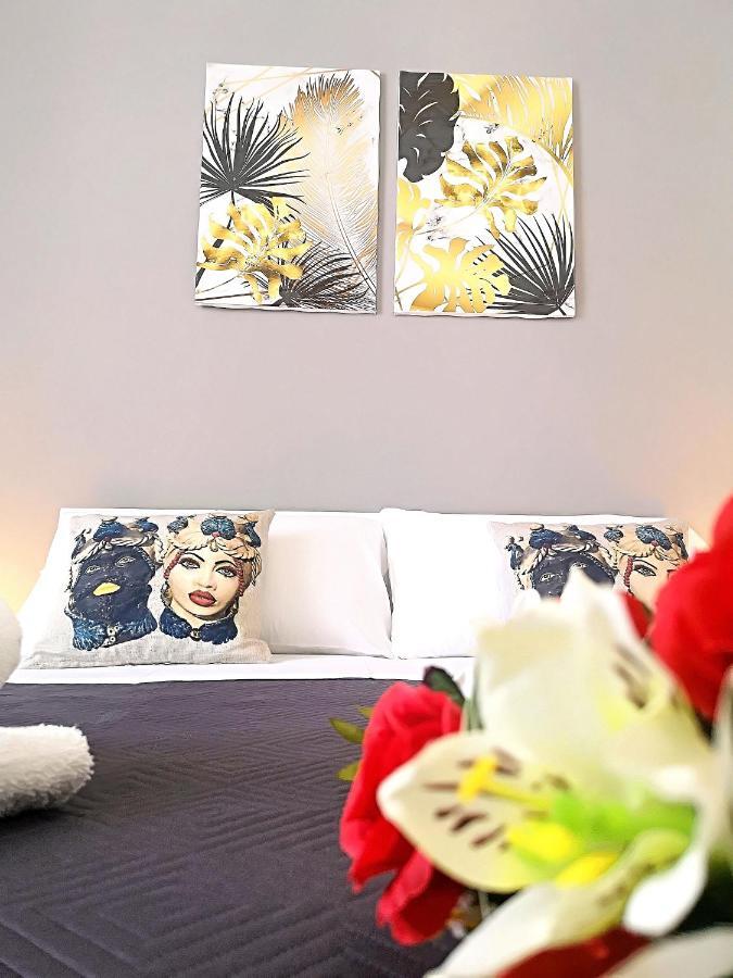 Casa Ibla Apartment Syracuse ภายนอก รูปภาพ